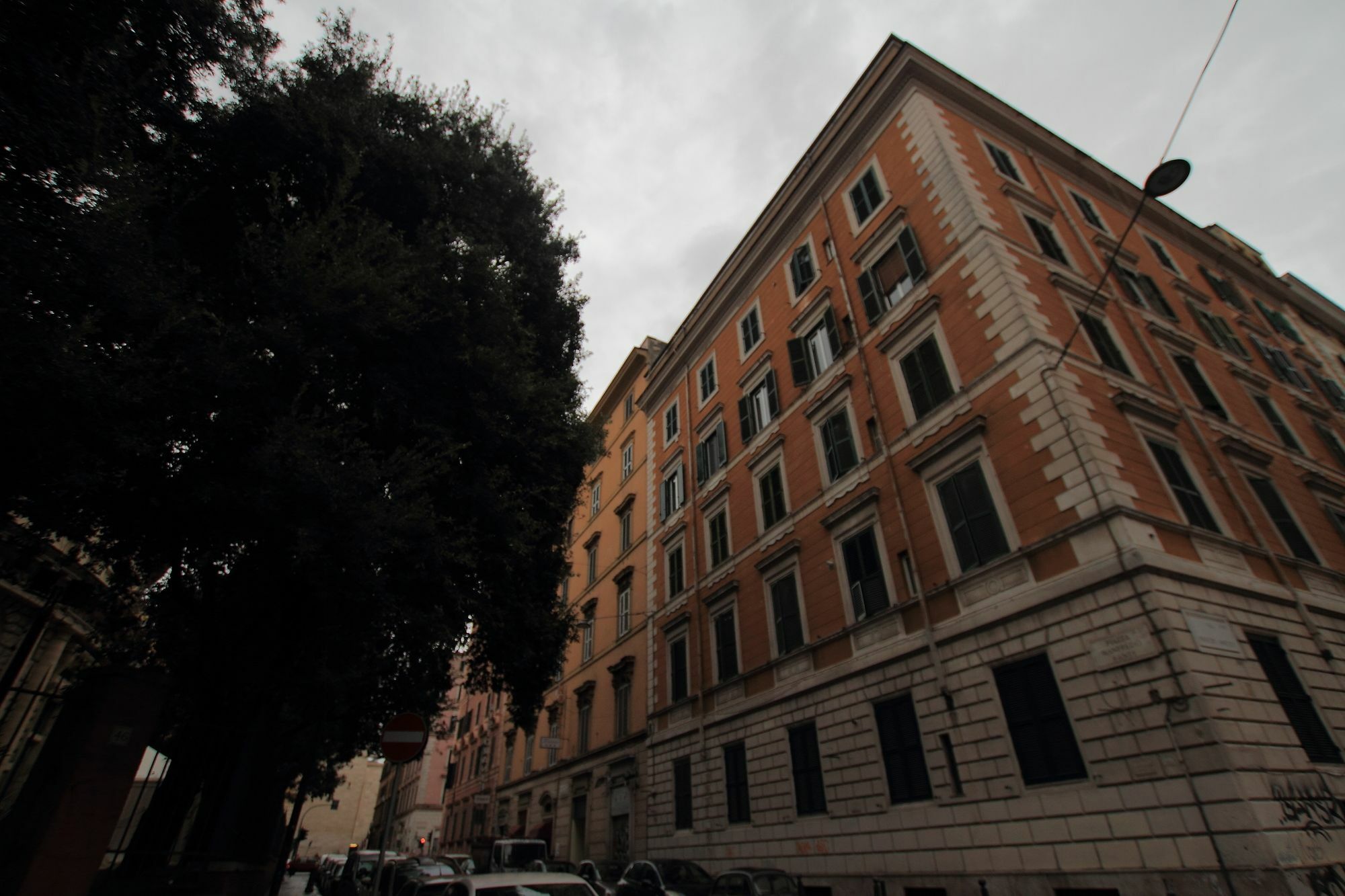 Central Domus Roma Exterior photo